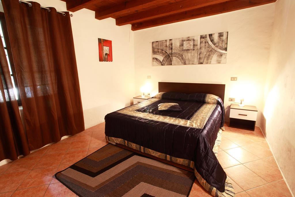 הוילה מונזמבנו Agriturismo Licensi Del Bresa חדר תמונה