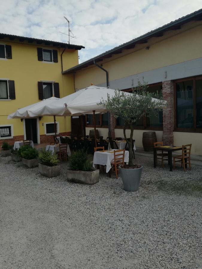 הוילה מונזמבנו Agriturismo Licensi Del Bresa מראה חיצוני תמונה